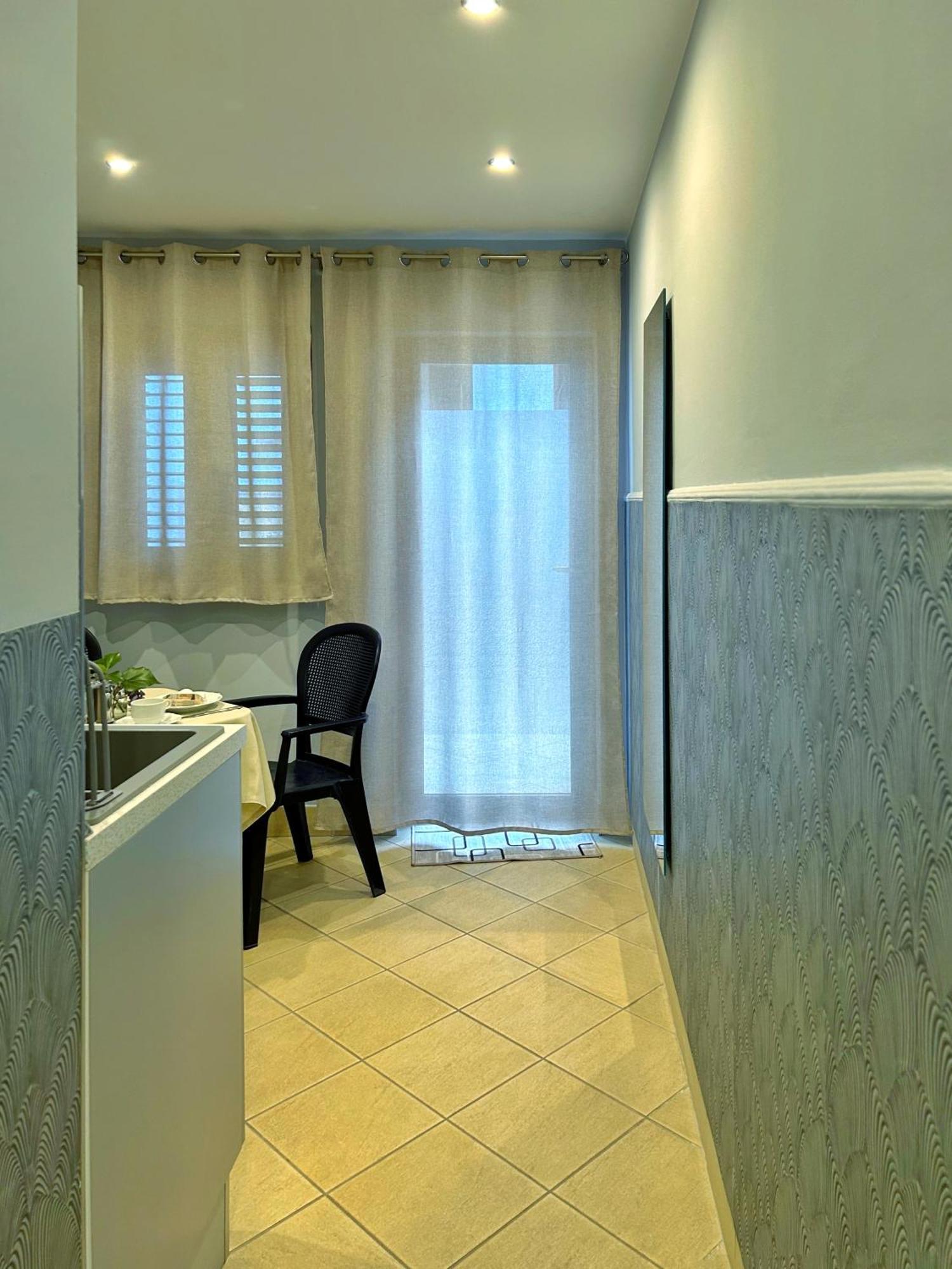 지아르디니낙소스 La Piazzetta B&B 외부 사진