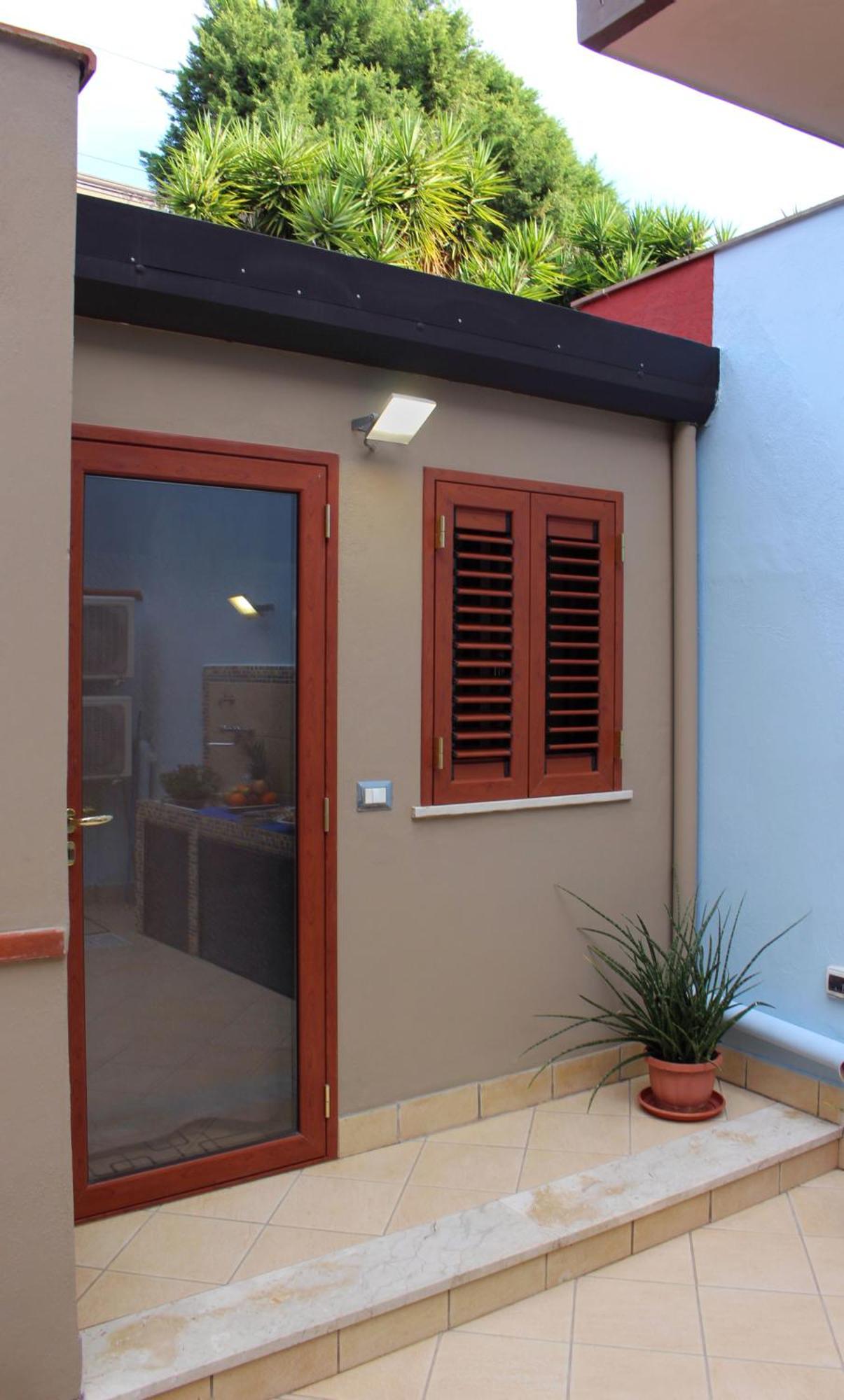 지아르디니낙소스 La Piazzetta B&B 외부 사진